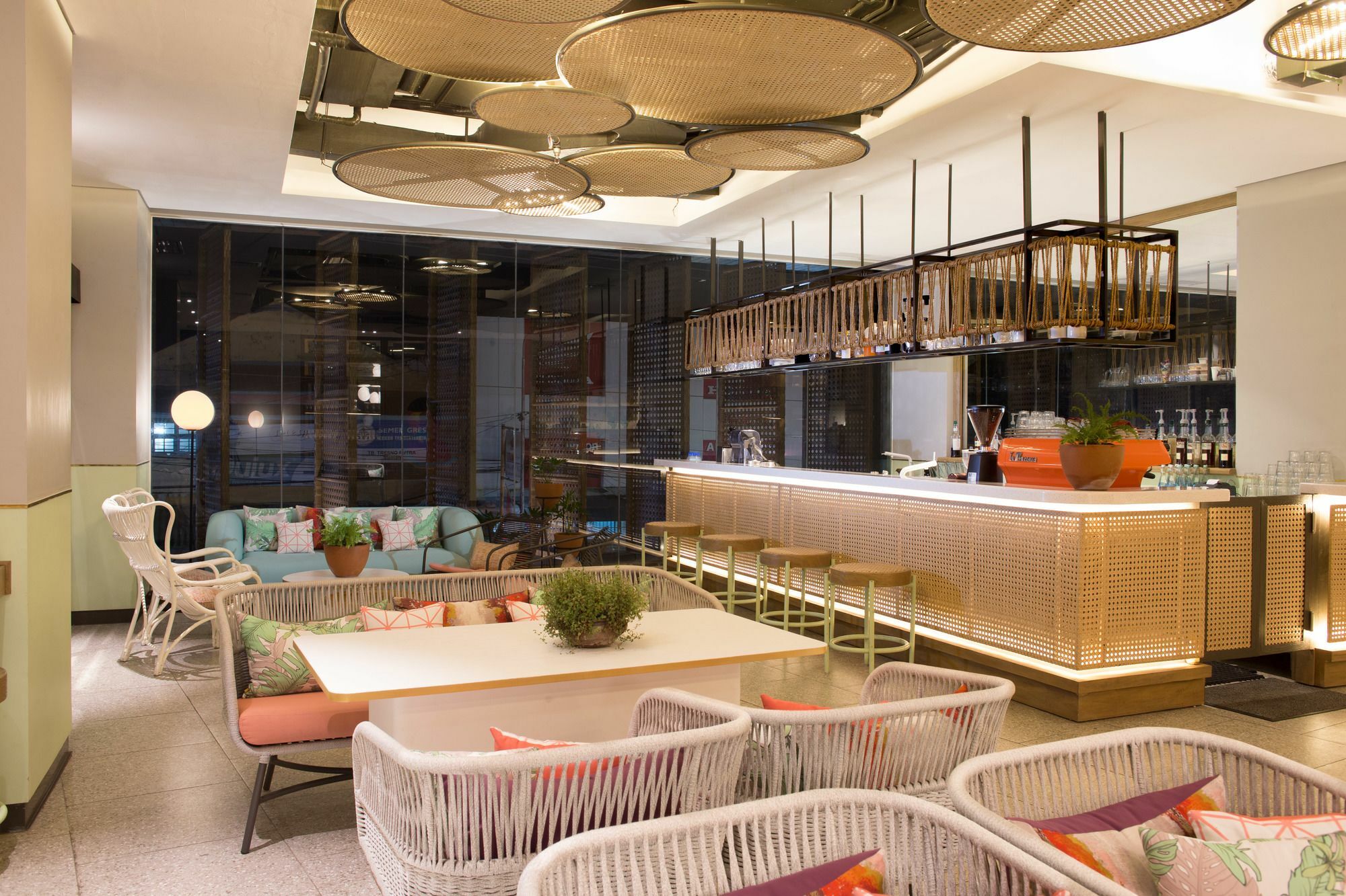 Artotel Yogyakarta Kejayan Exterior foto